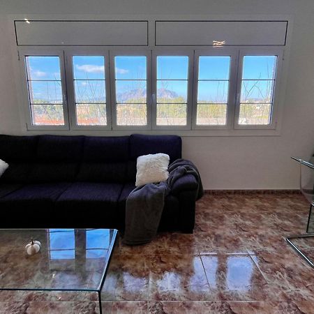 Amplio Apartamento, 5 Camas Sant Esteve Sesrovires Zewnętrze zdjęcie